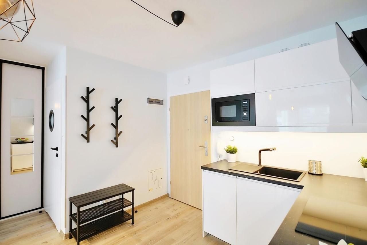 Apartament Andar Z Miejscem Parkingowym Колобжег Екстер'єр фото