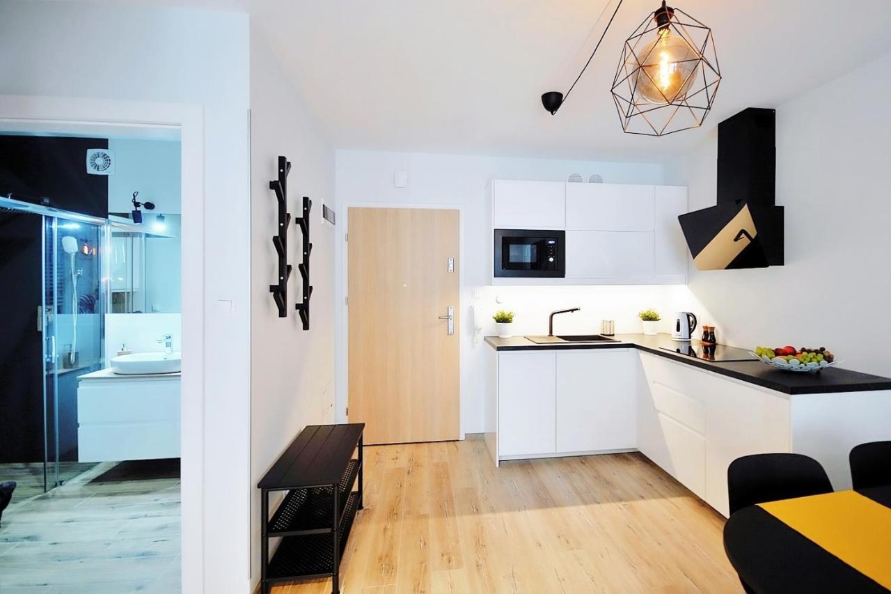 Apartament Andar Z Miejscem Parkingowym Колобжег Екстер'єр фото